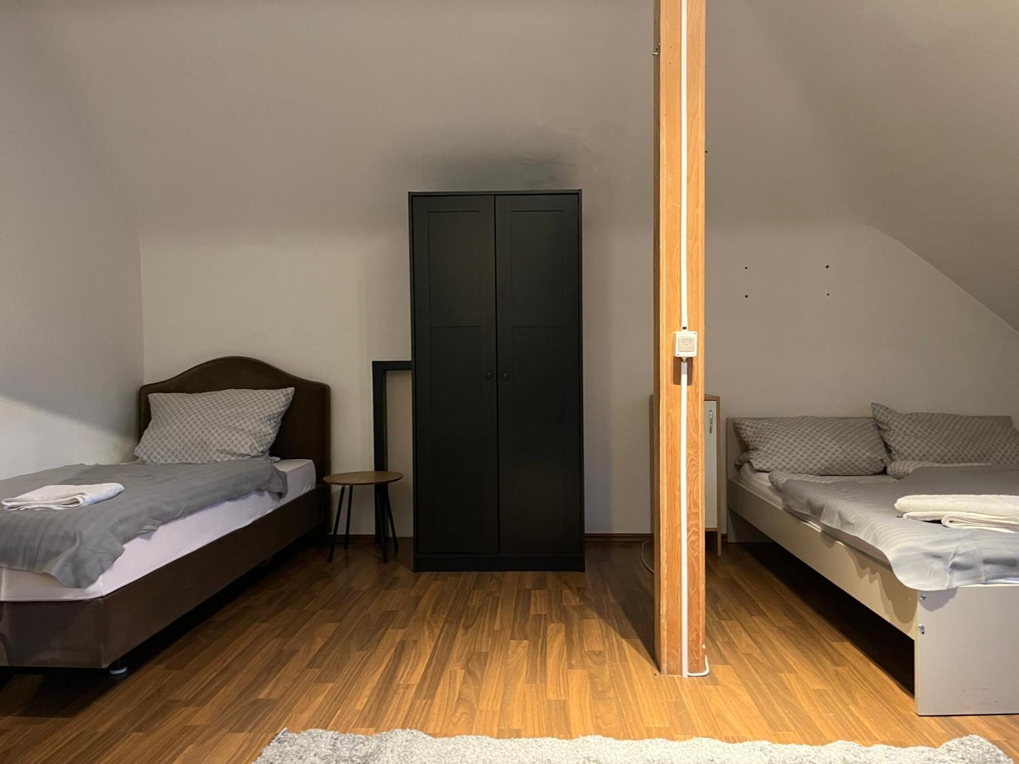 Simplex Apartments Am Marktplatz Karlsruhe Esterno foto